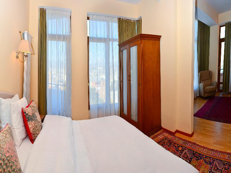 Urban Lodge Hotel Rooms And Suits 트빌리시 외부 사진