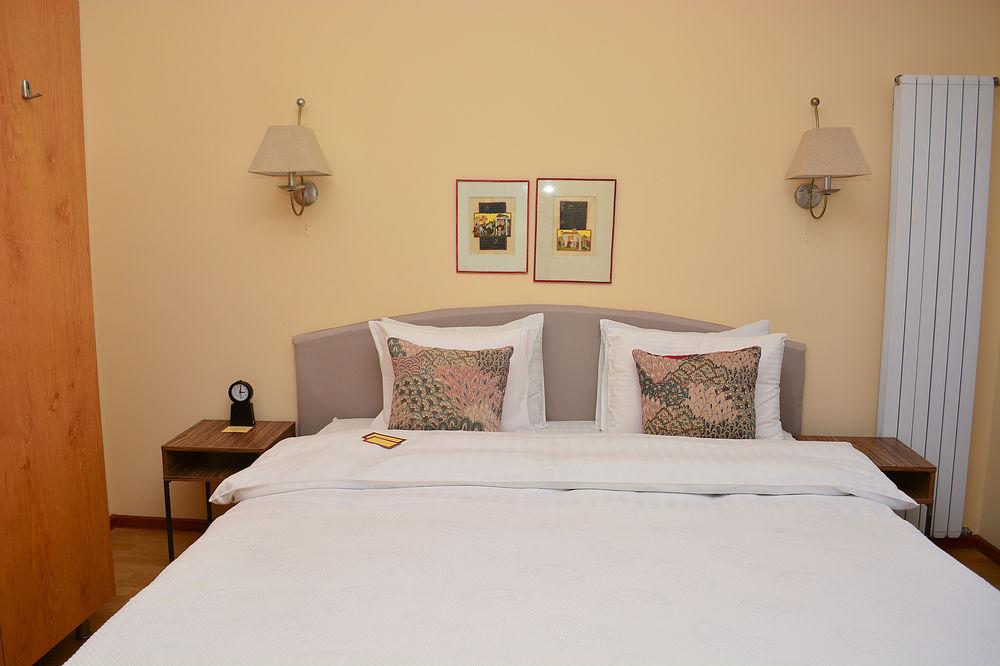 Urban Lodge Hotel Rooms And Suits 트빌리시 외부 사진