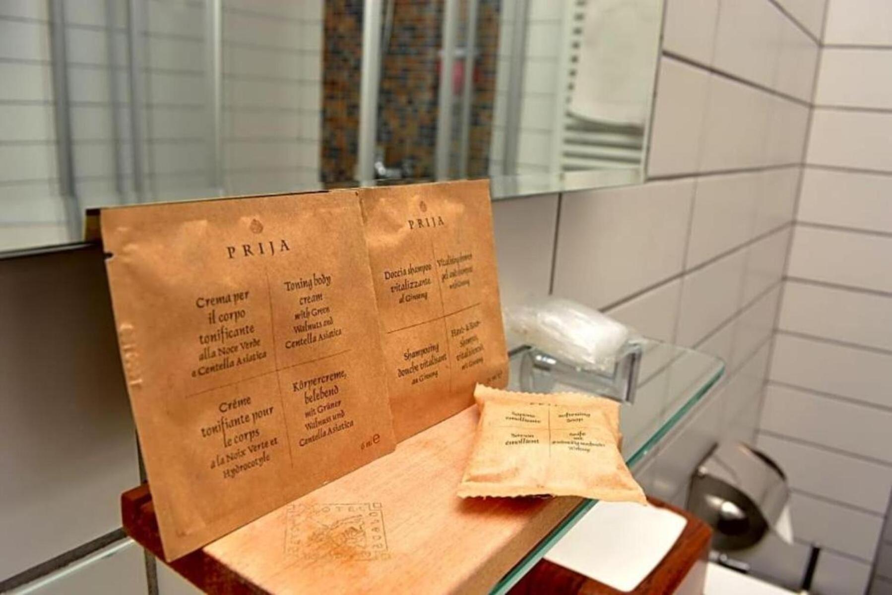 Urban Lodge Hotel Rooms And Suits 트빌리시 외부 사진