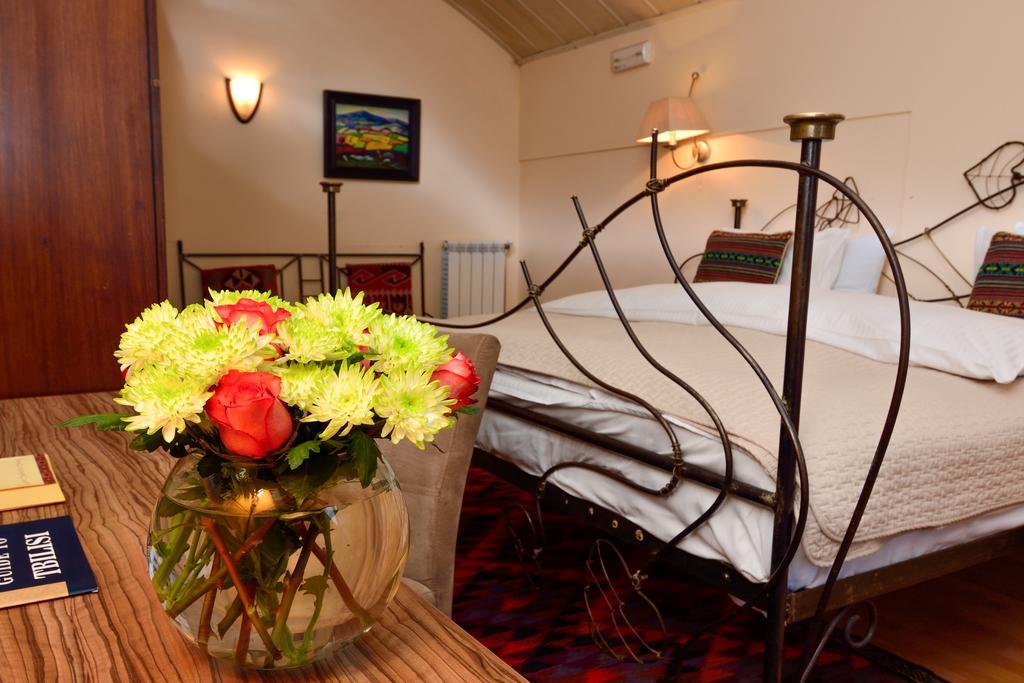 Urban Lodge Hotel Rooms And Suits 트빌리시 외부 사진